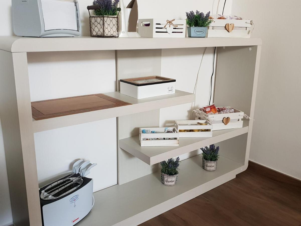 B&B Imbriani 24 Noci Exteriör bild