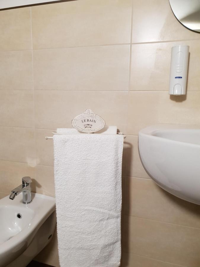 B&B Imbriani 24 Noci Exteriör bild